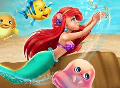 Ariel Tomando Banho