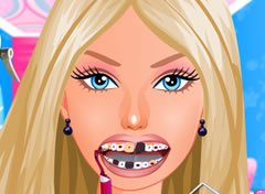 Barbie Precisa ir ao Dentista