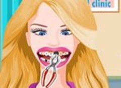 Barbie com Problemas nos Dentes