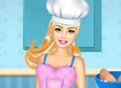 Barbie Fazendo Torta de Abóbora