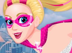 Barbie Super Princesa Salvando Vidas