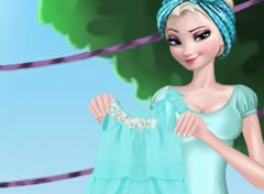 Frozen Elsa Limpando a Casa